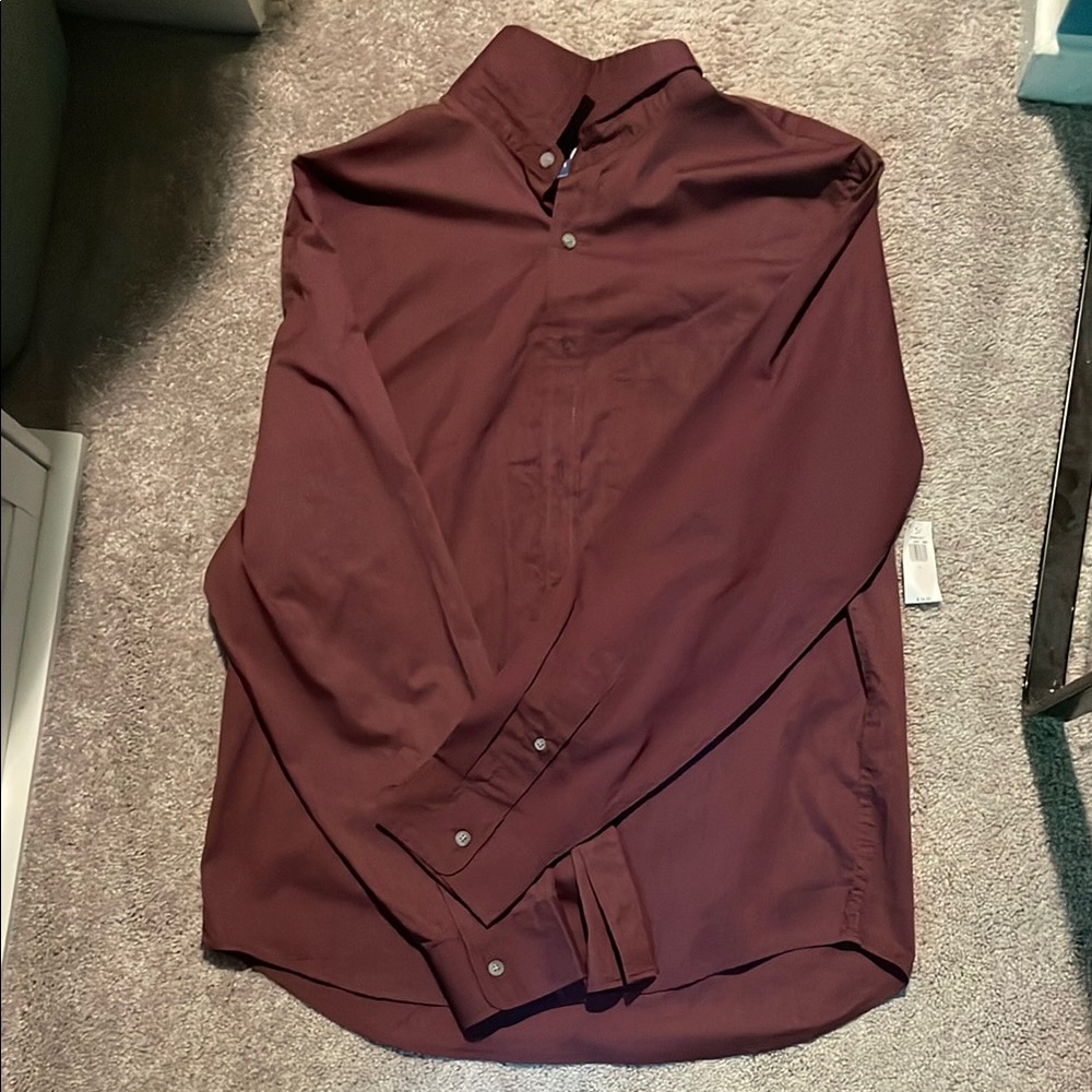Old Navy Red Casual Button Down Shirt with Classic Collar